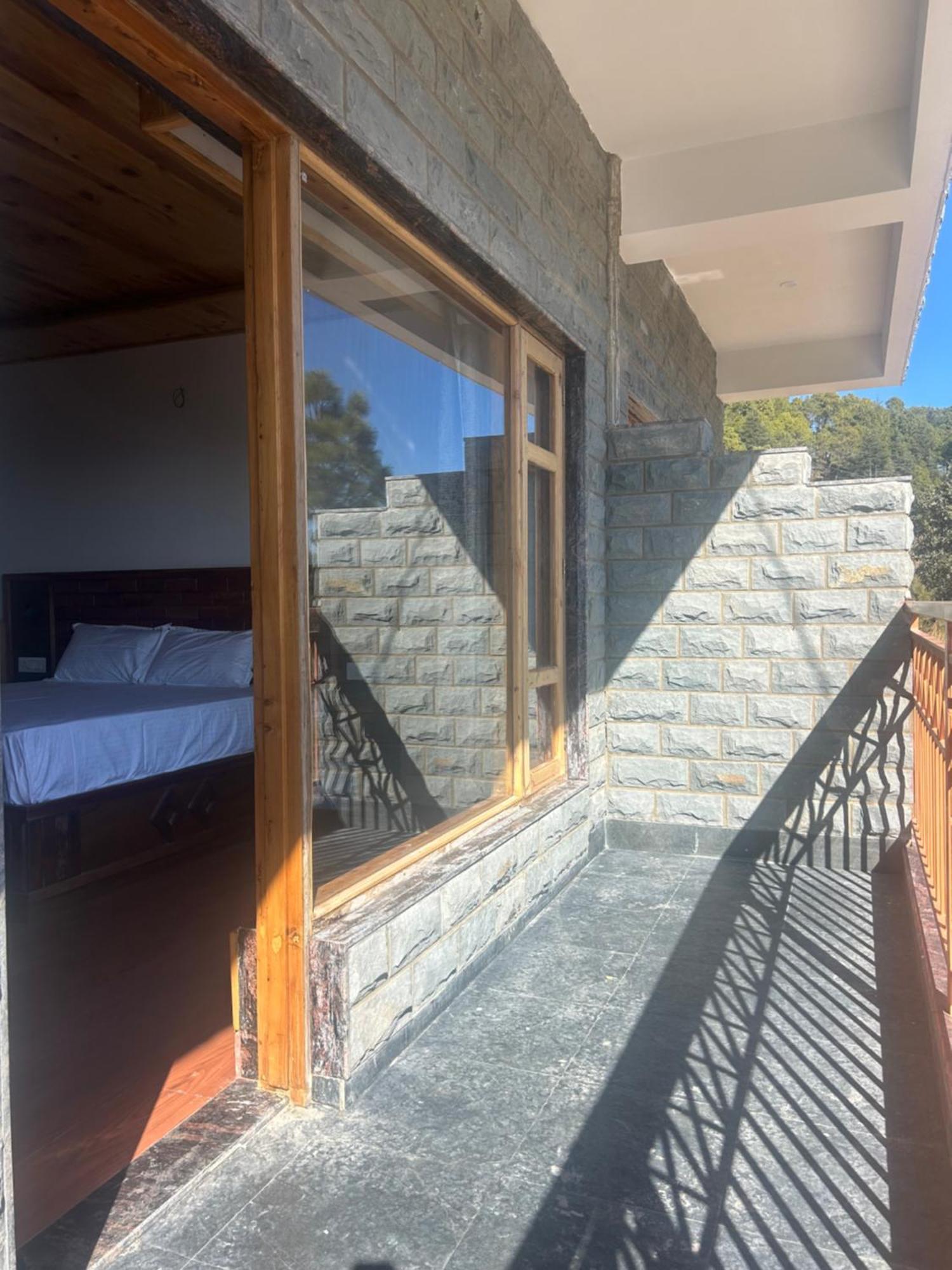 Shalom Hillcrest Inn Shimla Eksteriør bilde