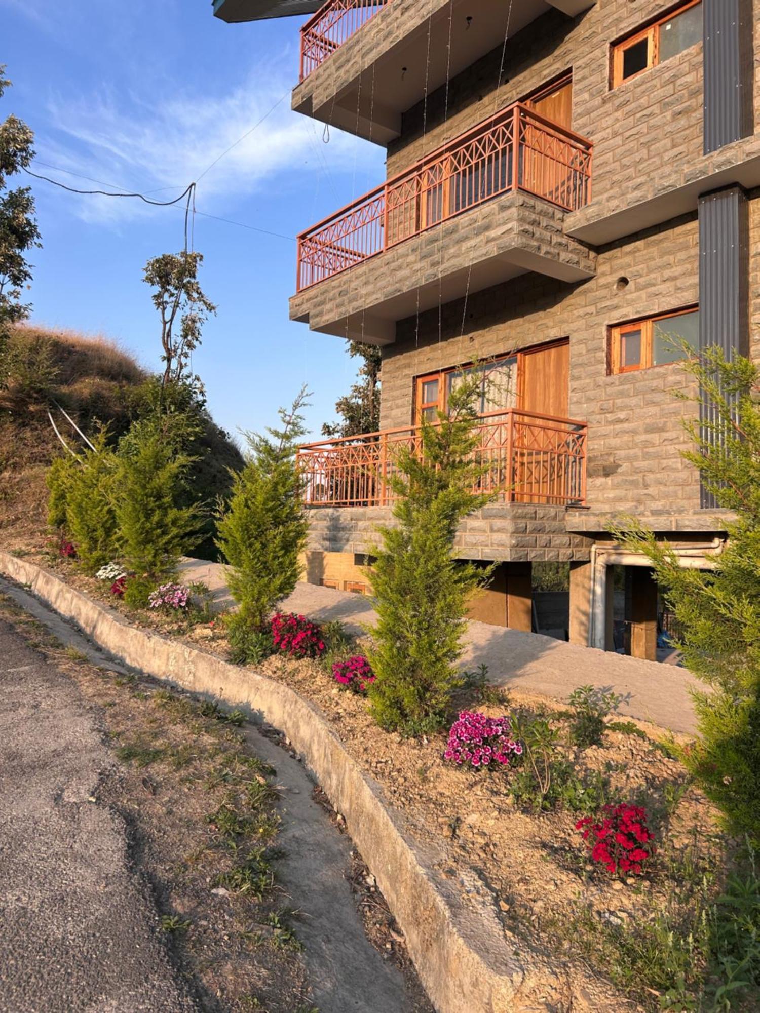 Shalom Hillcrest Inn Shimla Eksteriør bilde